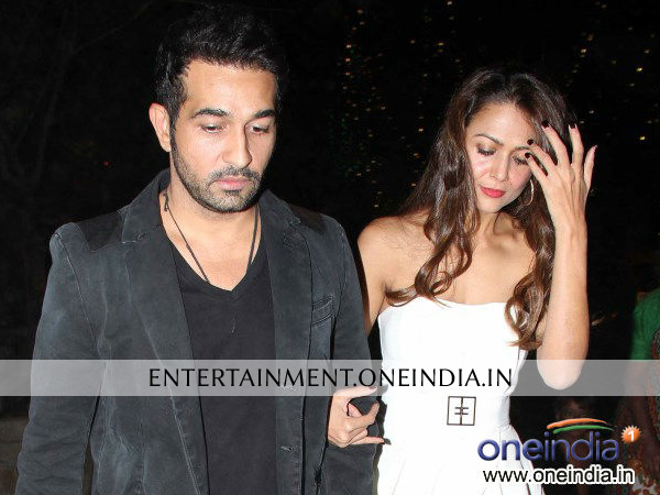 Amrita Arora With Husband Celebrating Christmas