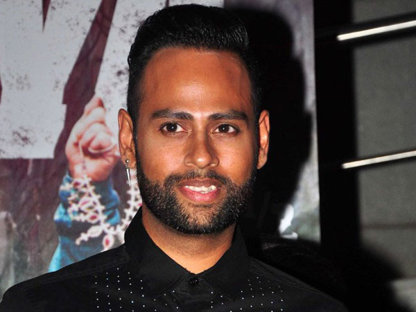 Andy At Dedh Ishqiya Premiere