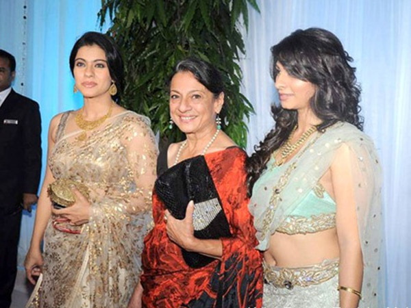 Kajol With Mom Tanuja And Sister Tanisha