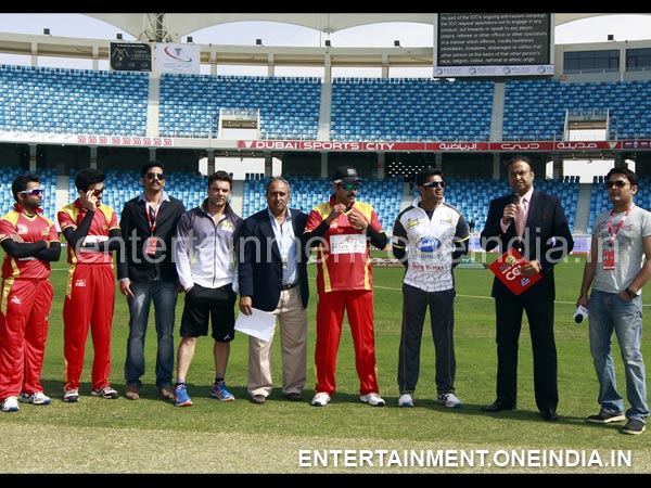 Telugu Warriors And Mumbai Heroes Captains With Umpires