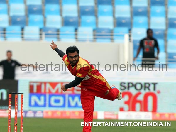 Sachiin Joshi Bowling At CCL 4