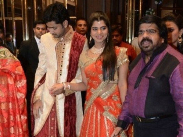 Ilakkiya-Abhilash With T Rajendar