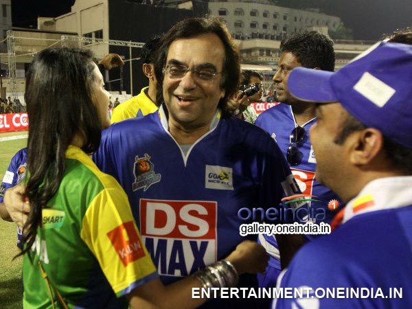 Ashok Khenny And Bhavana