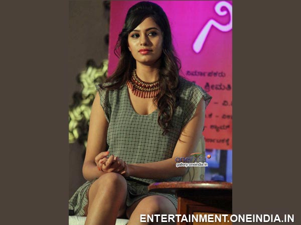 Gorgeous Deepa Sannidhi 