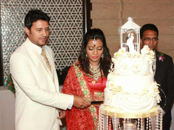 Raja Abel, Amritha Cutting Cake