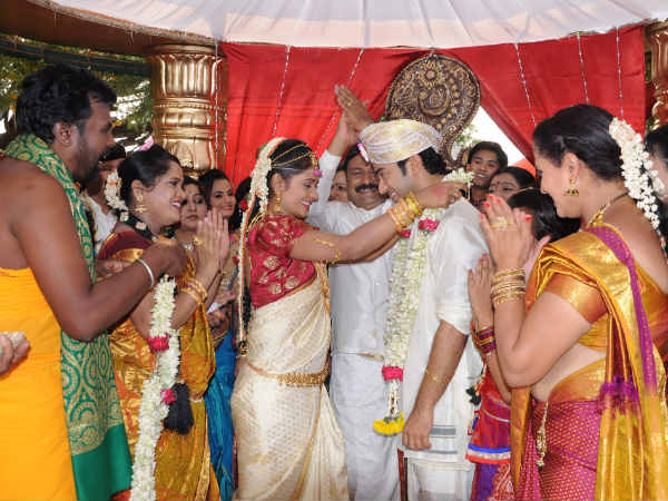 Meera Madhava Marriage Photo