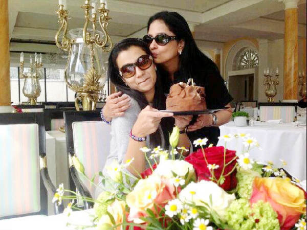 Trisha With Her Mom Uma