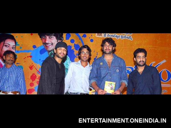 Varun's Birthday Wishes To Junior NTR