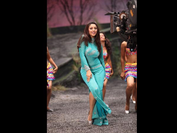 Tamil Actress Richa Gangopadhyay's Height