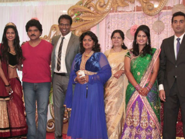 Ramki & Nirosha At Arun Pandian's Wedding Reception