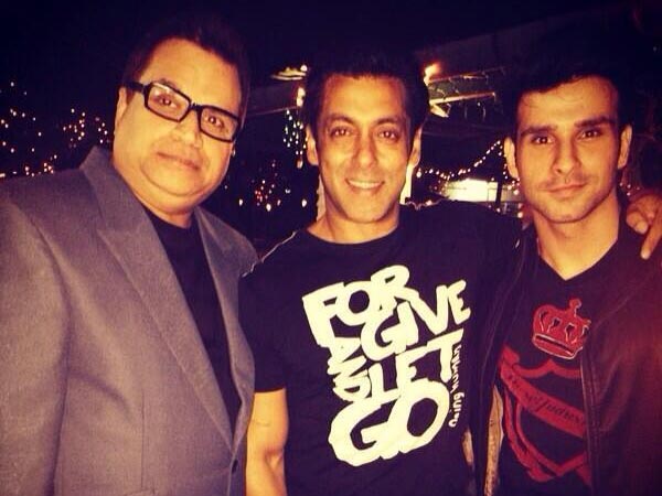 Salman Khan With Girish Kumar