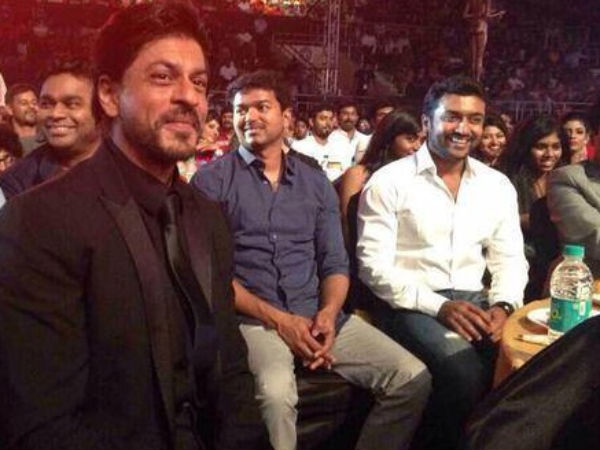 Shahrukh Sitting With Tamil Celebs