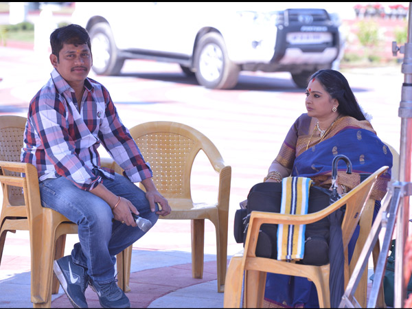 Seetha's Bonding With Santosh Srinivas