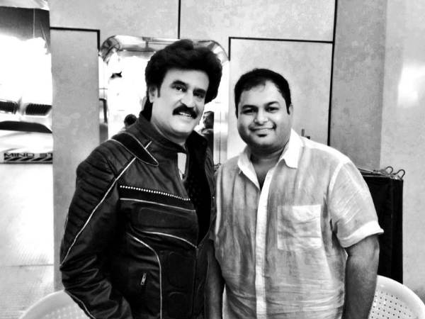 SS Thaman With Rajinikanth On Lingaa Shooting Set